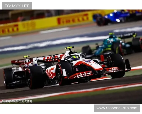 F1赛场风云再起车队策略与车手表现引发新一轮激烈竞争与格局变化